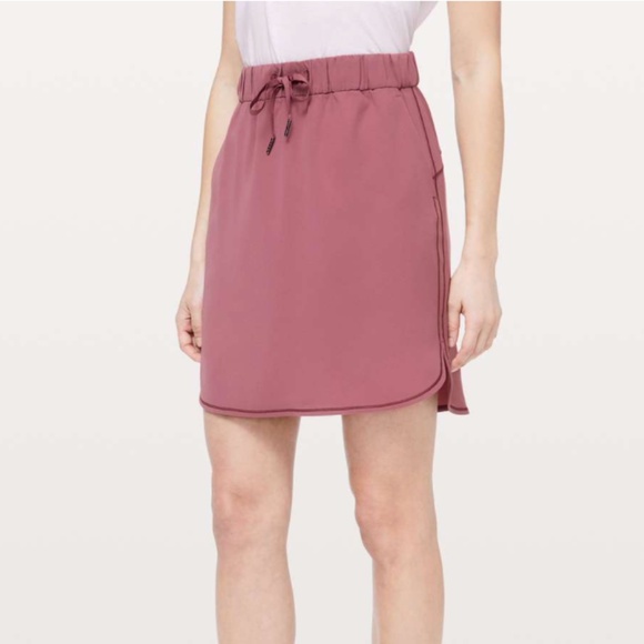 lululemon athletica Dresses & Skirts - 📸 NWT Lululemon On The Fly Skirt, Woven, *Misty Merlot Size 12 Retail $88